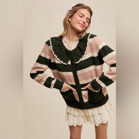 Listicle Sweaters - Listicle Striped Knit Cardigan with Scalloped Collar